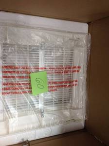 Hampton Bay 140 CFM Ceiling Mount Quick Connect Humidity Sensing Bathroom Exhaust Fan in good condition