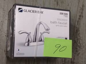 Glacier Bay Edgewood 4 in. Centerset 2-Handle High-Arc Bathroom Faucet in Chrome not used