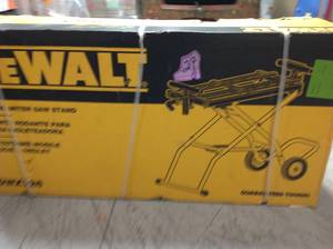 DEWALT 32-12 in. x 60 in. Rolling Miter Saw Stand not used