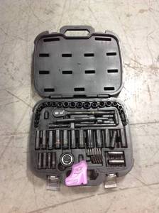 Husky 38 in. Drive 100-Position Universal SAE and Metric Mechanics Tool Set (60-Piece) USED MISSING