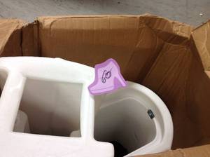 Step2 Mail Master Streamline White OverPost Mounted Plastic Mailbox in good condition