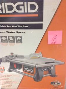 lot 6 image: 6.5 Amp Corded 7 in. Table Top Wet Tile Saw USED