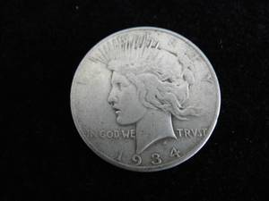 lot 7 image: Peace Dollar 1934
