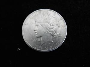 lot 14 image: Peace Dollar 1922