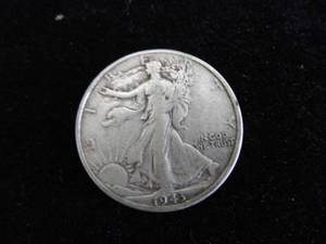 lot 44 image: Walking Liberty Half Dollar 1943