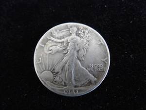 lot 46 image: Walking Liberty Half Dollar 1941