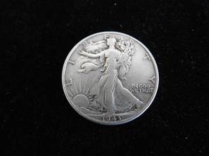 lot 48 image: Walking Liberty Half Dollar 1943