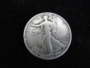 lot 55 image: Walking Liberty Half Dollar 1942