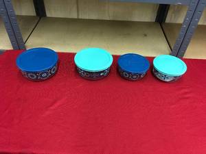 lot 490 image: 8 Pc. Decorative Pyrex Glass, Retail $17.99
