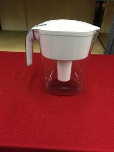 lot 512 image: Brita Lake Pitcher, Retail $29.99