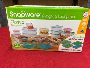 lot 520 image: 34 Pc. Snapware Plastic Food Keeper Set, Retail $24.99
