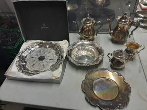 Assorted Wallace Silver Plate (7 Pieces)