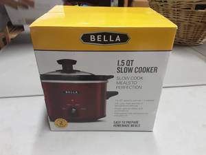 NEW 1.5 Quart Slow Cooker Red