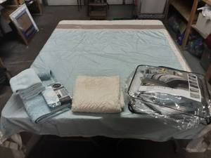 King Duvet Cover, New Shower Curtain, Bath Rug, Hand Towels, Throw Blanket