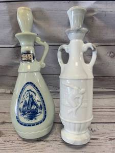 lot 72 image: Lot of 2 Decanter from the 1960s