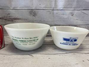 lot 73 image: 2pc Federal Glass Bowls from Local Companies