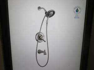 Delta Tub and Shower Hardware Set  ...