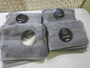 4pc Superior 20 x 30 Hand Towels ...