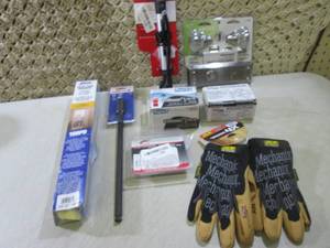 Lot of Misc See Photos  RM3...