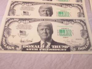 Lot of 10 Trump One Billion Dollars...