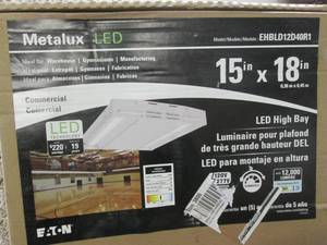 Metalux LED 90-Watt White Integrate...