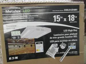 Metalux LED 90-Watt White Integrate...