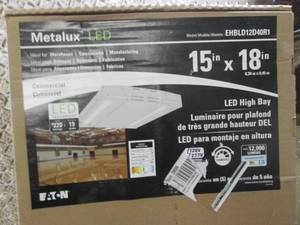 Metalux LED 90-Watt White Integrate...