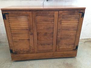lot 30 image: WOW Fantastic High Quality Ethan Allen Maple Solid Wood Mission Style Shutter Front Disguised Workstation Computer Desk - Excellent Condition With 3 Drawers, Slide Out Trays, Power Supply & More