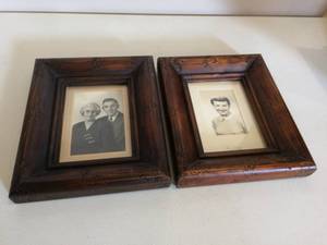 lot 22 image: Antique Pair Of Rare Wormwood Picture Frames - Great Condition
