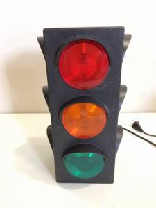 lot 56 image: Super Fun Retro Traffic Signal Stop, Yield & Go Light Bar Last Call Mancave Lamp Wall Lite - Great Working Condition - Needs Bulbs