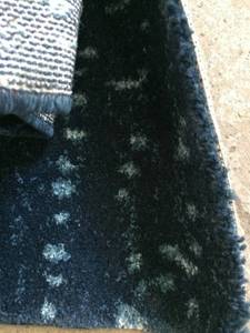 lot 47 image: WOW New Out Of Package Gorgeous Very Large 9x12 Navy Blue&nbspWoven Fleck Area Rug - Made In Turkey