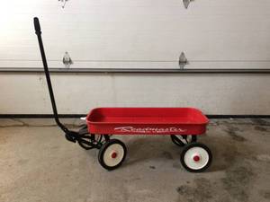 lot 66 image: VINTAGE ROADMASTER LITTLE RED WAGON - GREAT FOR KIDS - GARDEN ART - PLANTERS - HAULING DIRT ETC - HAS PAINT LOSS ON BACK - SEE PIC