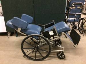 lot 7 image: Wheelchair