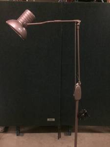 lot 80 image: Super Chic Studio Loft Industrial Dazor Floor Lamp Vintage Floating Arm Metal Adjustable Task Medical Examination Light Lamp Dazor Model 794 Mid Century Excellent