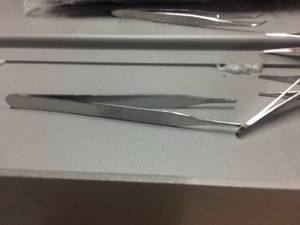 lot 86 image: LARGE LOT Of Medical First Aid Nursing Forceps Hospital Reptiles Tongs Tweezers - New