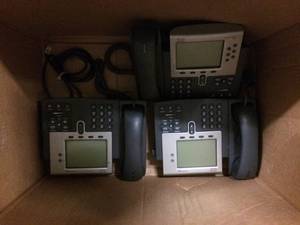 lot 30 image: Large Lot Of 12 Cisco Phones - Working Condition When Removed From Office