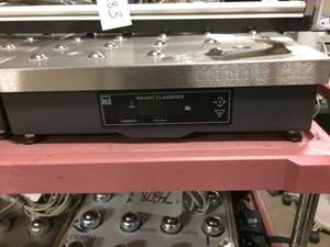 lot 87 image: Roller Top NCI Heavy Duty Weight Classifer 150 x 0.05 lb Digital Package Scale - Excellent Working Condition
