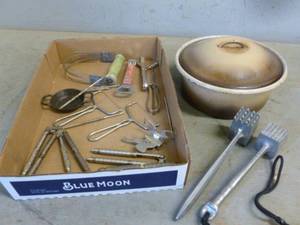 Vintage Kitchen Items