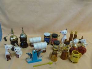 Salt & Pepper Shaker Sets