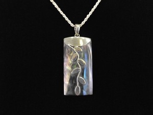 .925 Sterling Silver Purple Abalone Vine Pendant Necklace