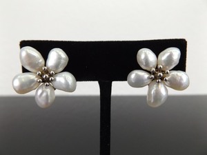 .925 Sterling Silver Baroque Pearl Flower Post Clasp Earrings