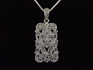 .925 Sterling Silver Art Nouveau Scroll Pendant Necklace