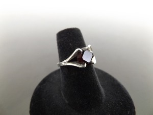 .925 Sterling Silver Square Cut Garnet Crystal Ring Size 5.5