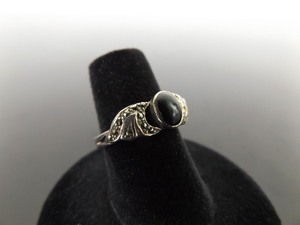 .925 Sterling Silver Art Nouveau Black Onyx Cabochon Ring Size 5.75