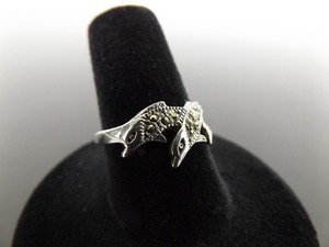 .925 Sterling Silver Art Nouveau Dolphin Ring Size 6.75
