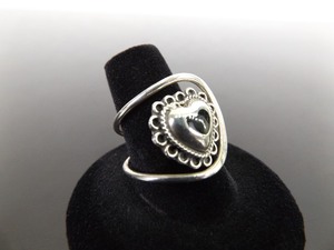 .925 Sterling Silver Inlayed Onyx Heart Ring Size 8