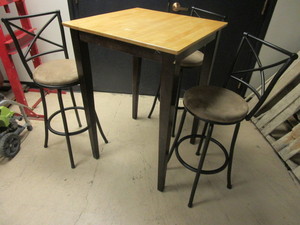 CAFE-STYLE TABLE AND CHAIRS