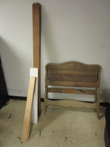 TWIN-SIZE WOOD BED FRAME
