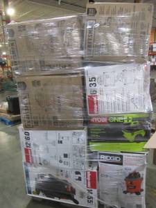 lot 25 image: WHOLESALE MIXED PALLET OF RETURNS - SHOP VACS