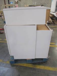 lot 95 image: WHOLESALE MIXED PALLET OF RETURNS - KITCHEN CABINETS